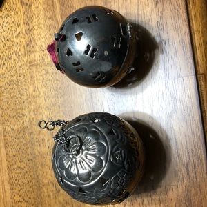 Vintage metal dryer balls